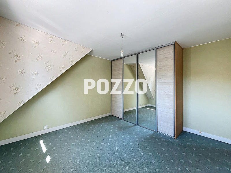 Maison - 140 m² - 8 pièces