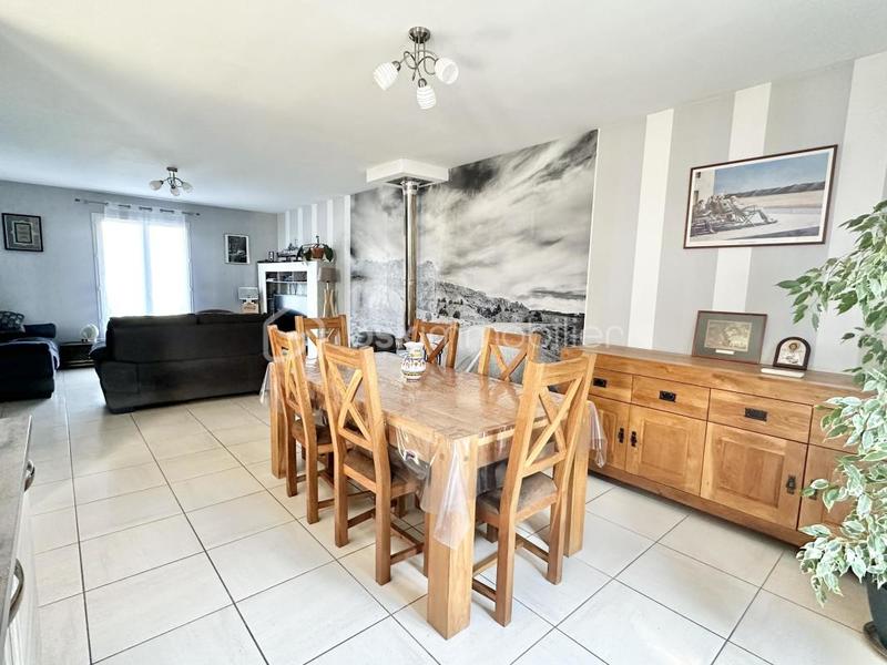 Pavillon - 130 m² - 7 pièces