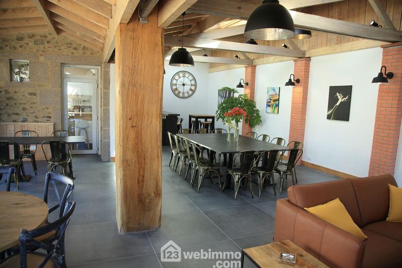 Maison de ville - 417 m² - 20 pièces