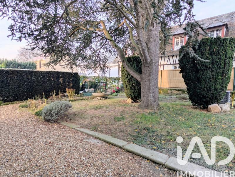 Maison - 196 m² - 9 pièces