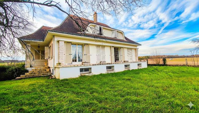 Maison - 147 m² - 6 pièces