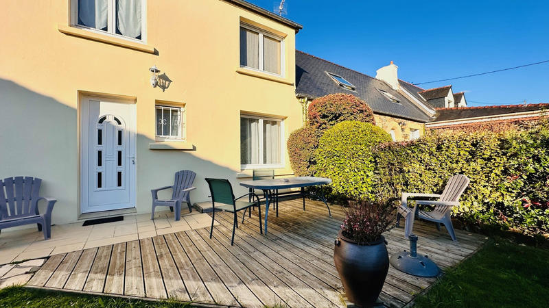 Maison - 240 m² - 14 pièces