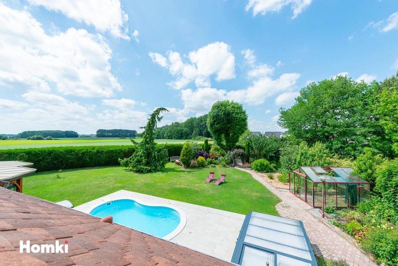 Demeure - 262 m² - 7 pièces