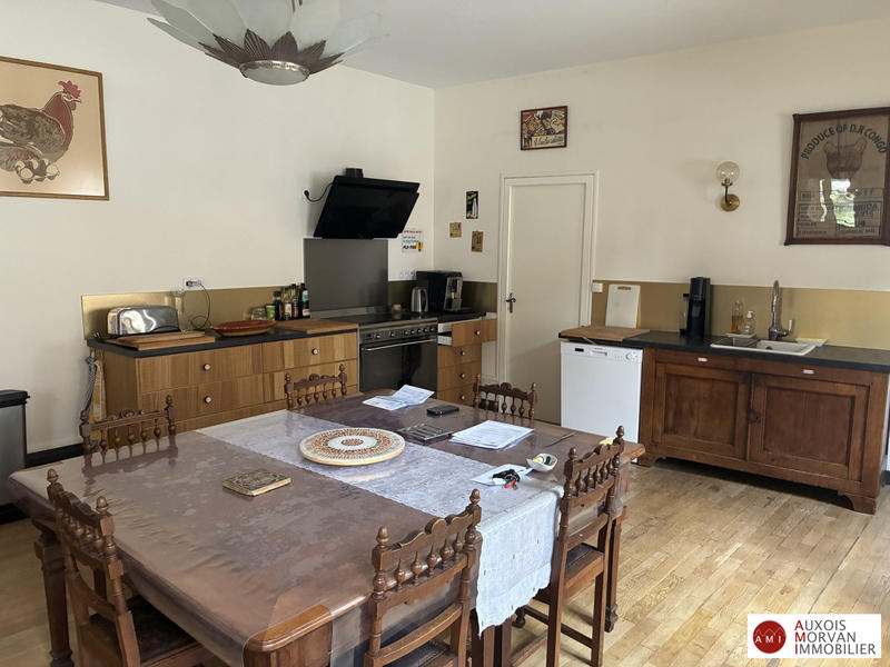 Maison ancienne - 235 m² - 12 pièces