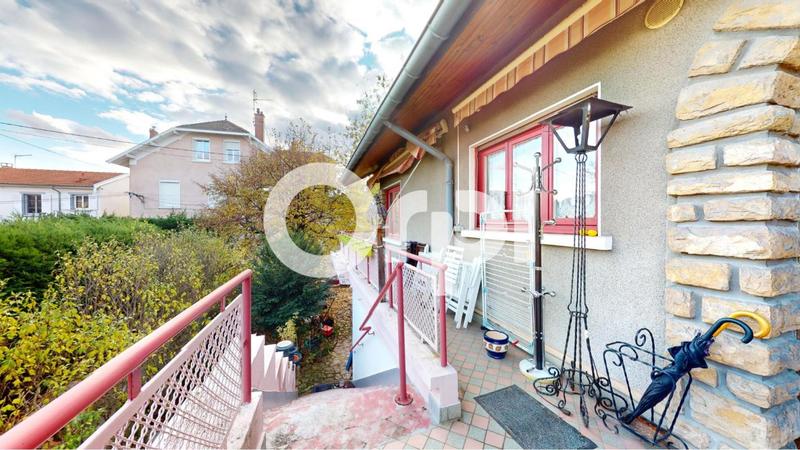 Maison - 141 m² - 5 pièces