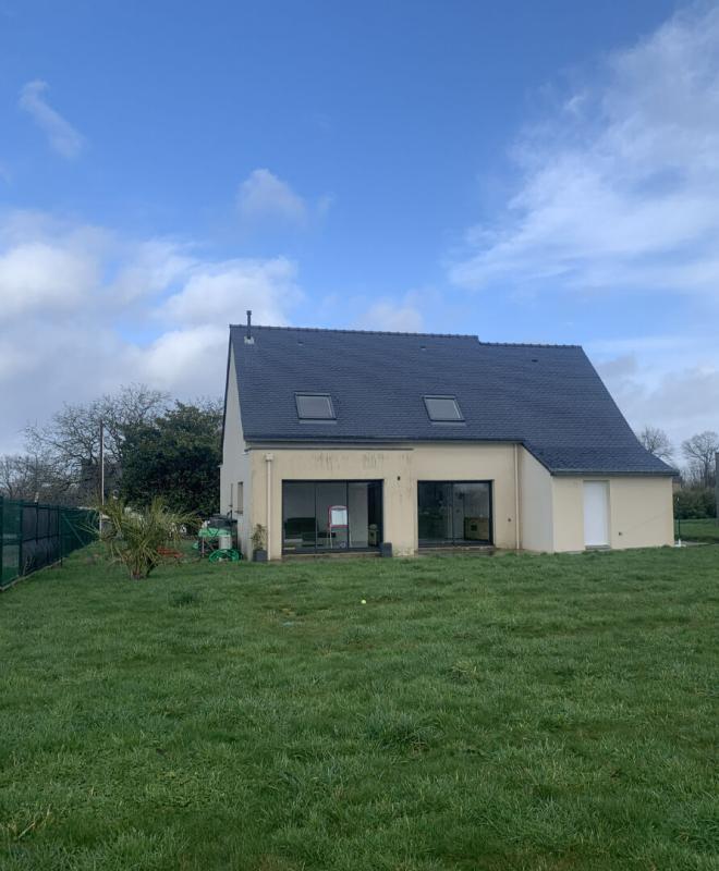 Maison - 102 m² - 5 pièces