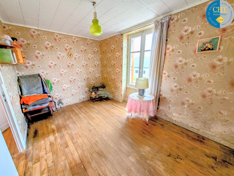 Maison - 102 m² - 6 pièces