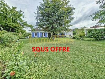 Maison - 127 m² - 6 pièces