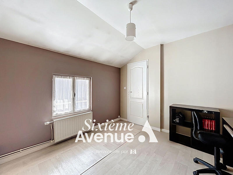 Maison - 145 m² - 6 pièces