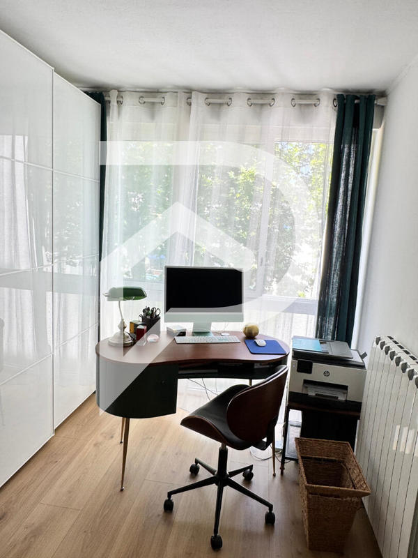 Appartement - 97 m² - 4 pièces