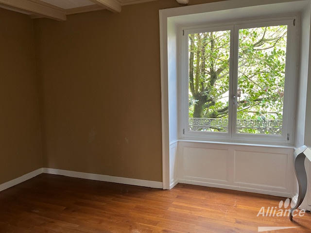 Appartement - 126 m² - 5 pièces