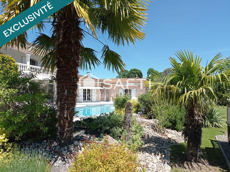 Maison - 180 m² - 6 pièces