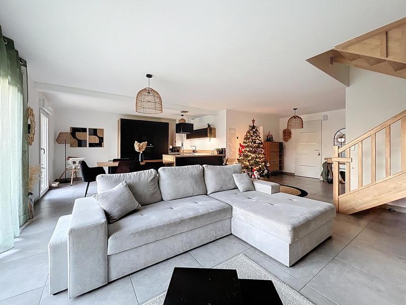 Maison - 120 m² - 6 pièces