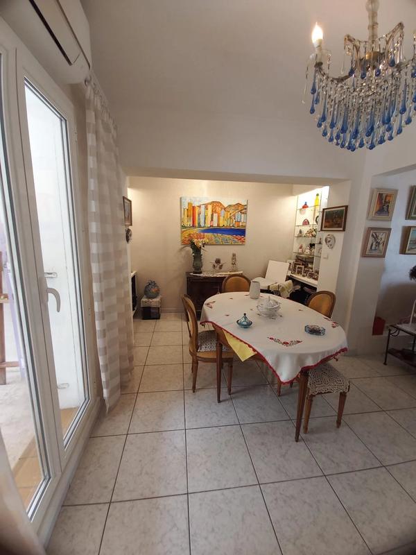Appartement - 156 m² - 5 pièces