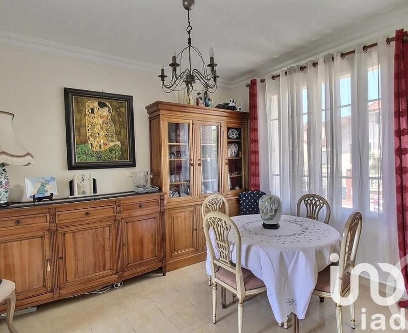 Maison - 145 m² - 5 pièces