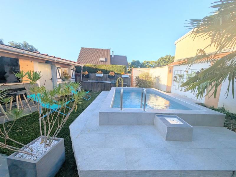 Pavillon - 100 m² - 5 pièces