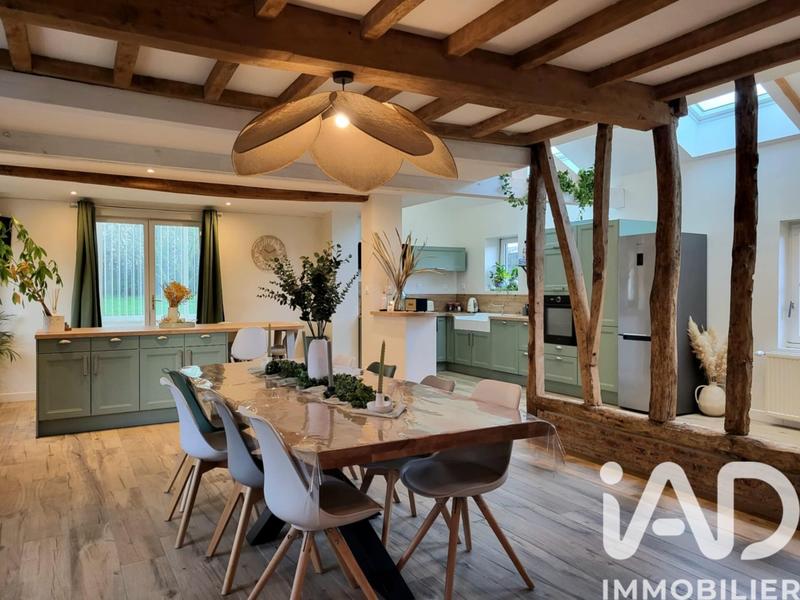 Maison - 206 m² - 5 pièces