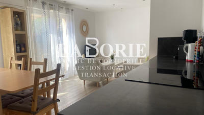 Appartement - 58 m² - 3 pièces