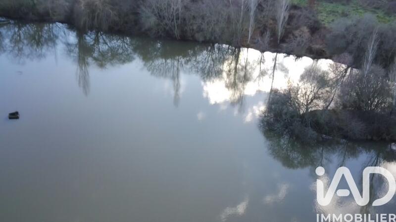 Terrain - 96 964 m²