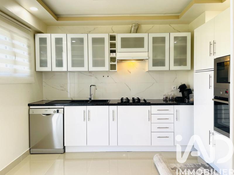 Maison - 161 m² - 10 pièces