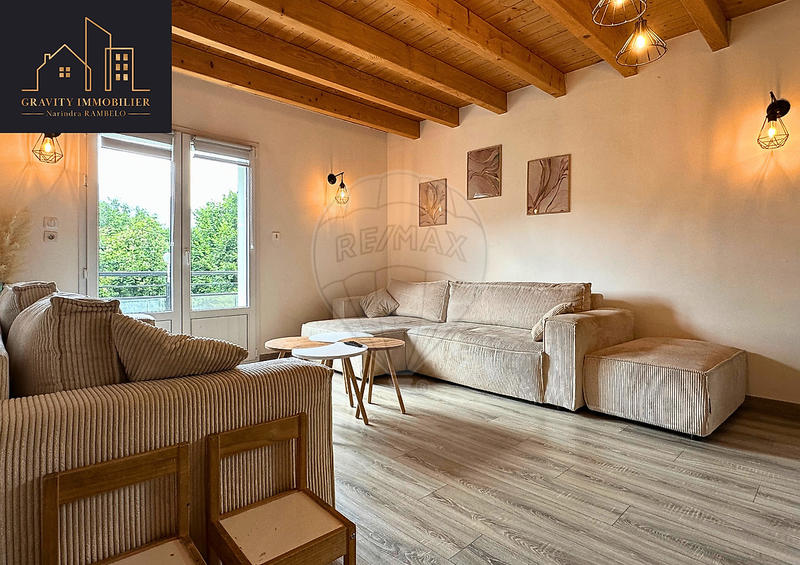 Maison - 110 m² - 4 pièces