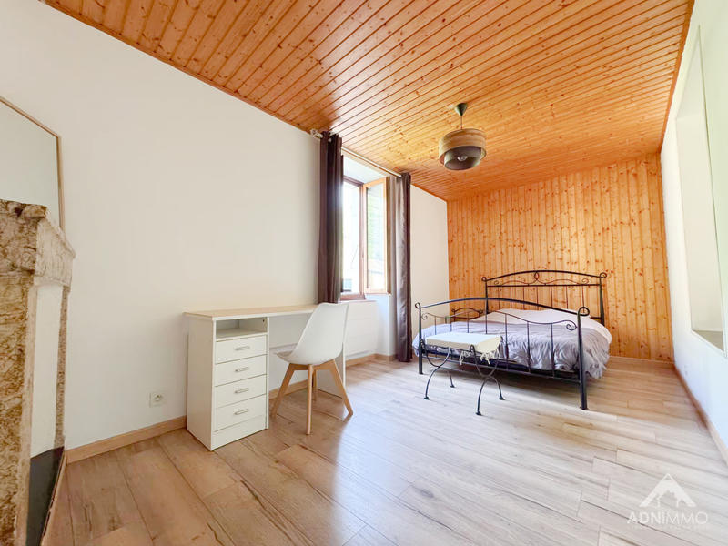 Appartement - 165 m² - 4 pièces