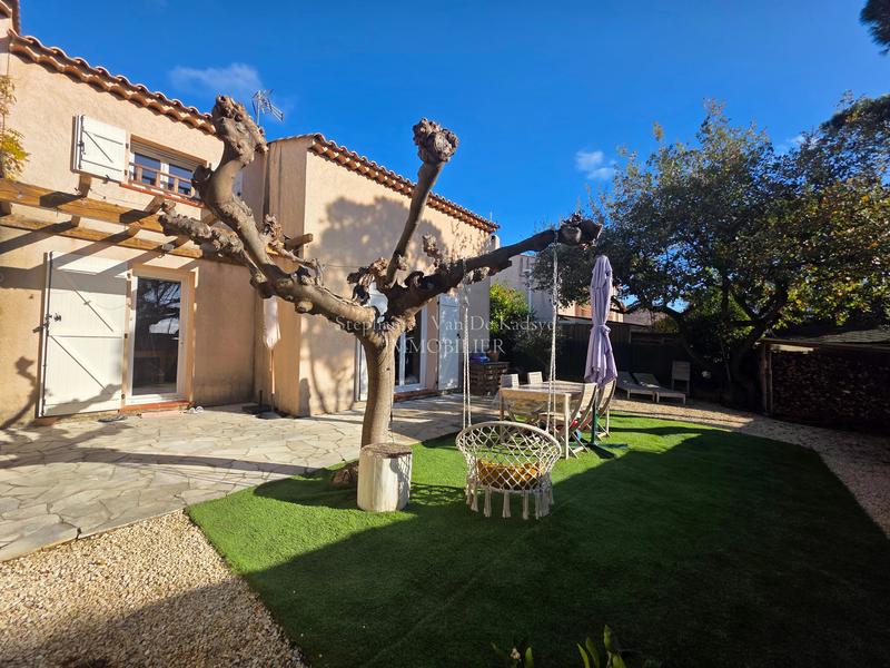 Villa - 90 m² - 4 pièces