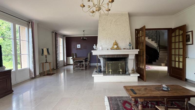 Maison - 190 m² - 6 pièces