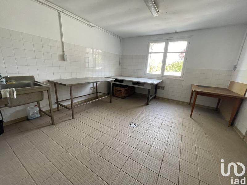 Local commercial - 765 m²