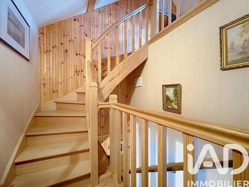 Maison - 182 m² - 6 pièces