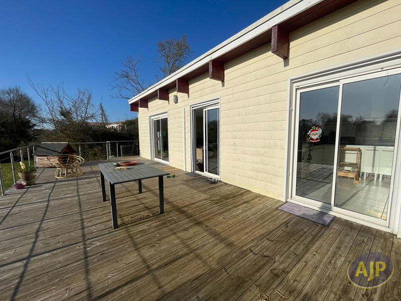 Maison - 124 m² - 5 pièces