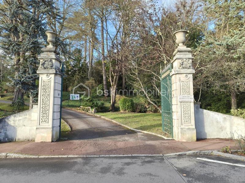 Appartement - 101 m² - 4 pièces