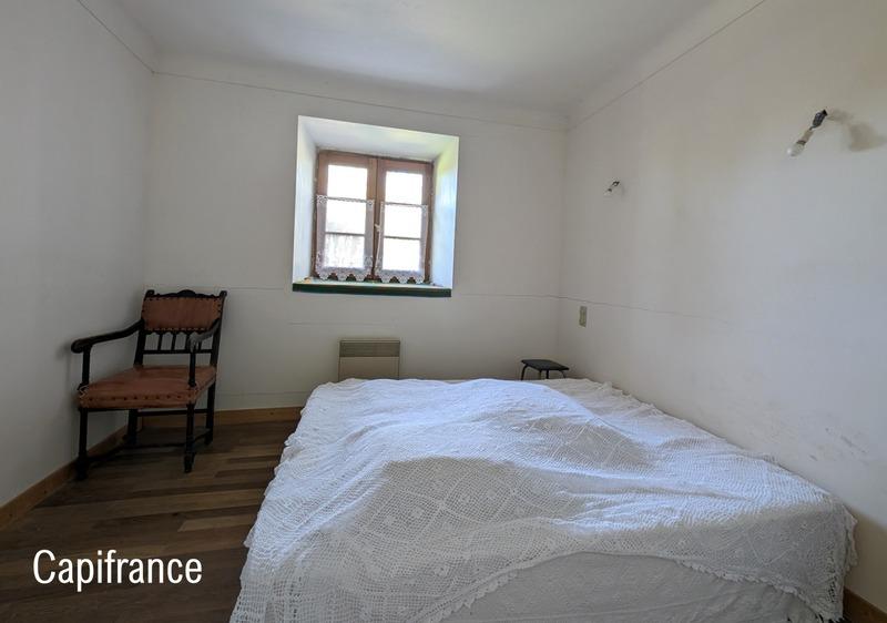 Maison - 210 m² - 6 pièces