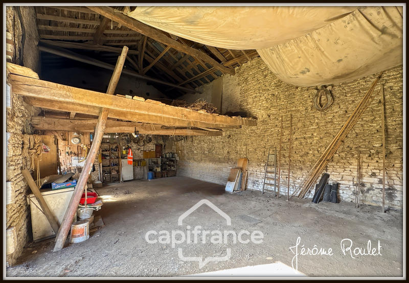 Maison en pierre - 104 m² - 3 pièces