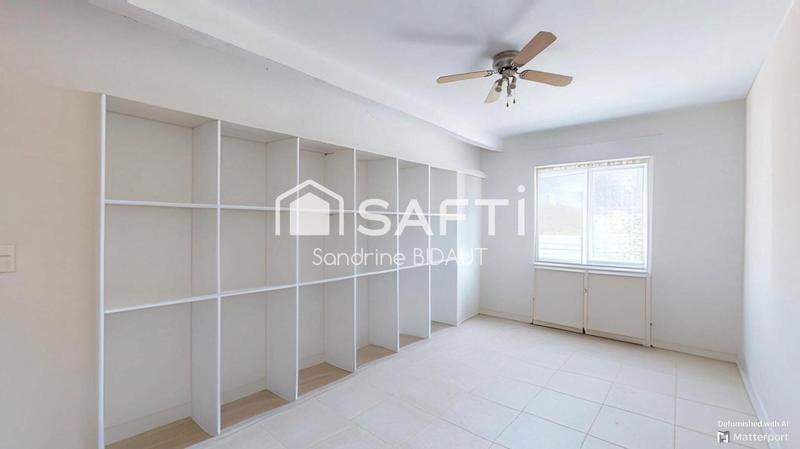 Maison - 282 m² - 8 pièces