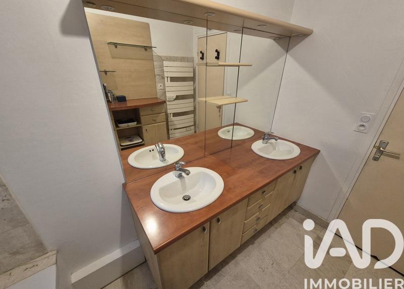 Appartement - 93 m² - 4 pièces