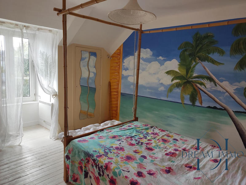 Maison - 139 m² - 6 pièces