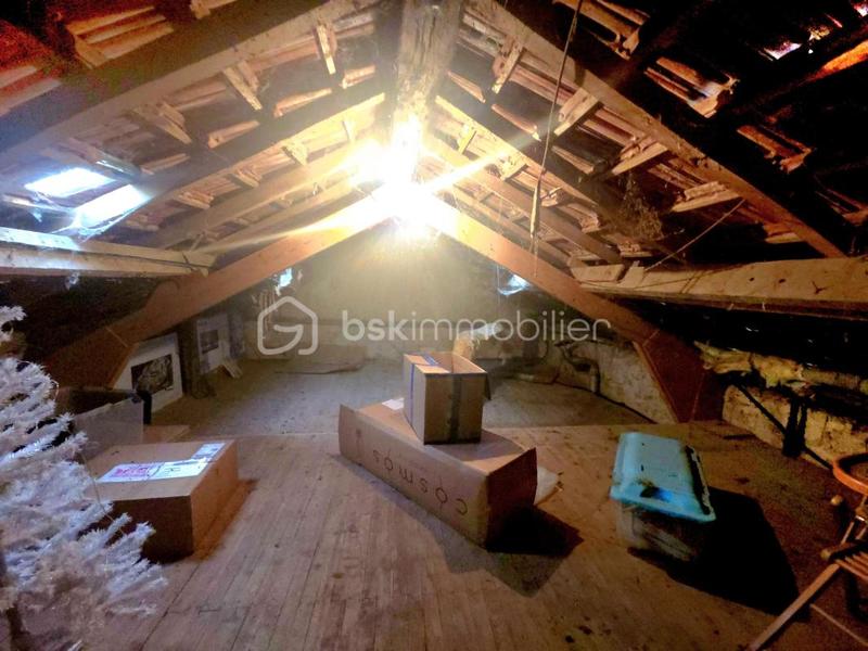 Maison ancienne - 150 m² - 7 pièces