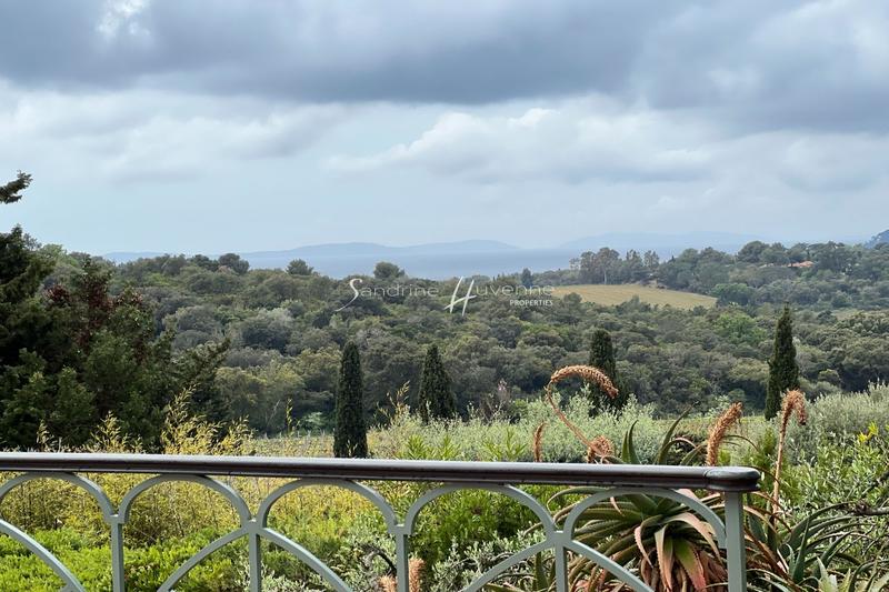 Villa - 180 m² - 7 pièces