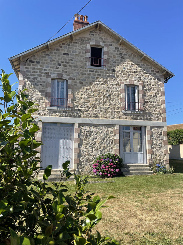 Maison - 160 m² - 5 pièces