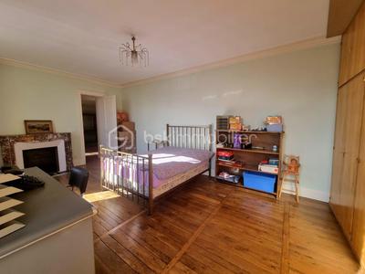 Immeuble - 525 m² - 16 pièces