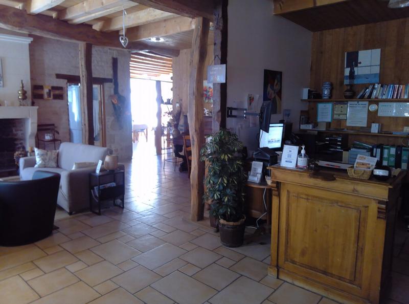 Maison - 713 m² - 15 pièces