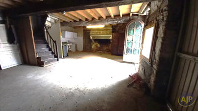 Maison - 95 m² - 2 pièces