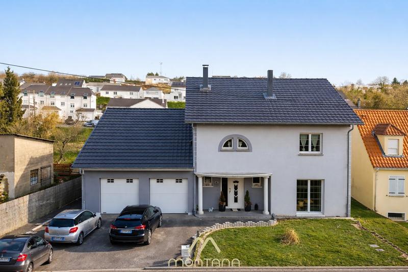 Maison - 177 m² - 6 pièces