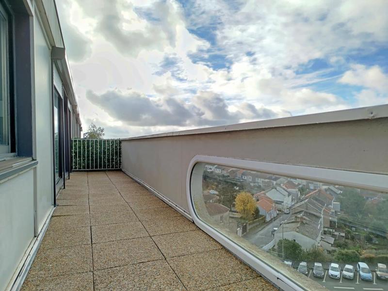 Appartement - 92 m² - 4 pièces