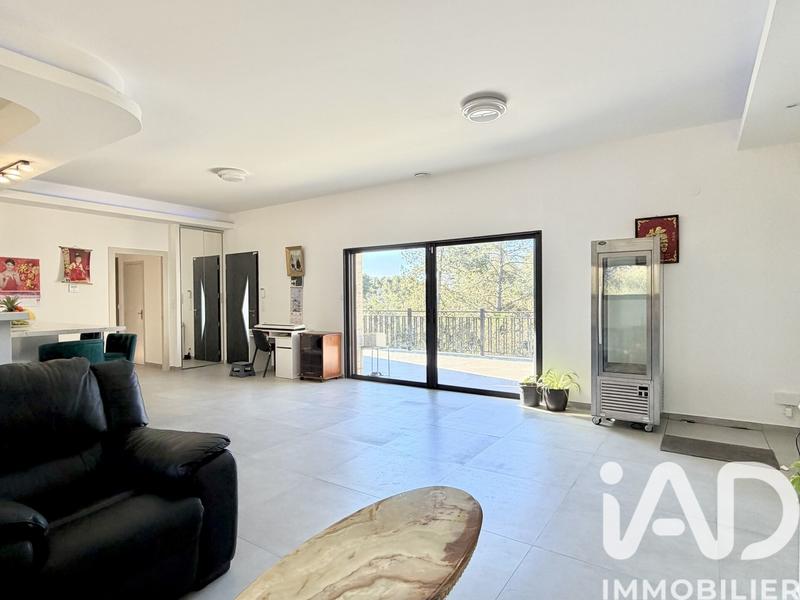 Maison - 128 m² - 5 pièces