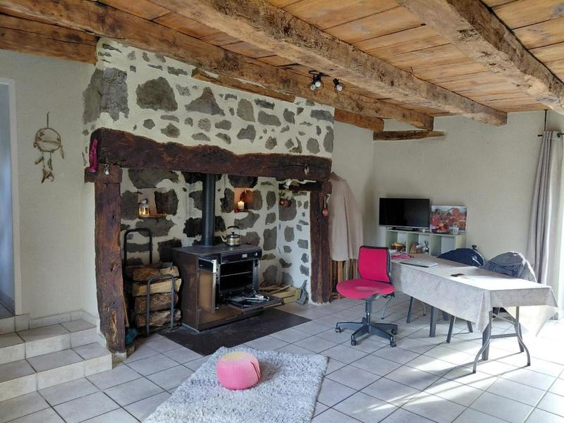 Maison en pierre - 76 m² - 4 pièces