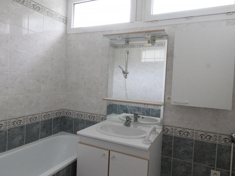 Appartement - 75 m² - 3 pièces