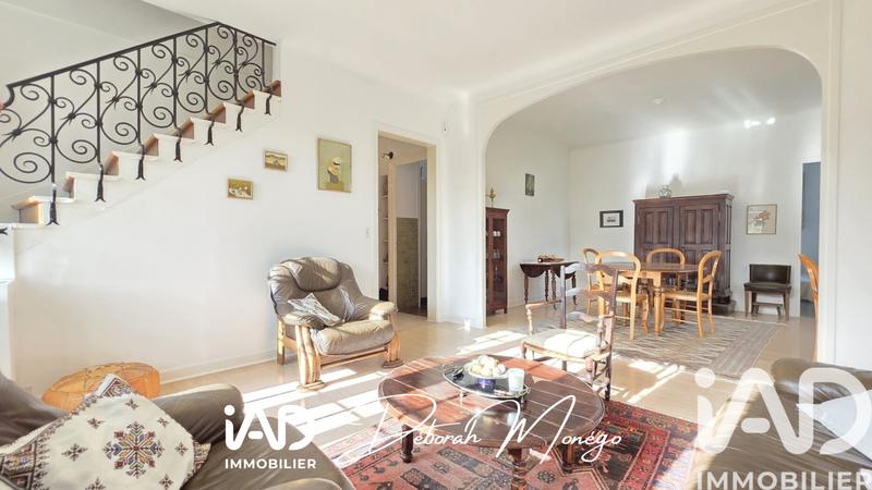 Maison - 99 m² - 5 pièces