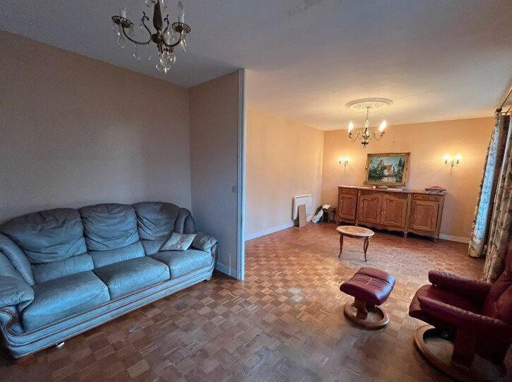 Maison - 102 m² - 4 pièces